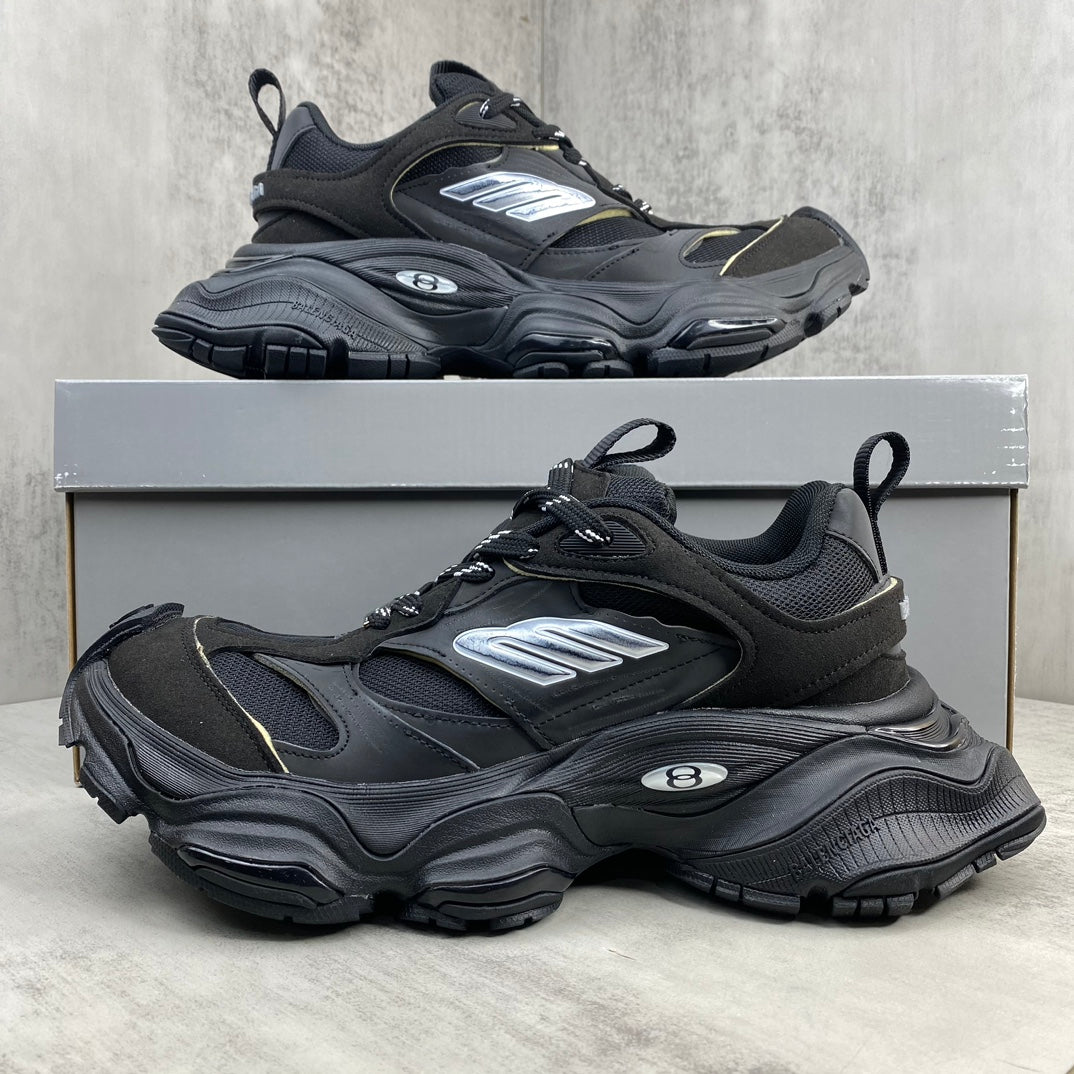 3XL Sneakers in Black / Silver