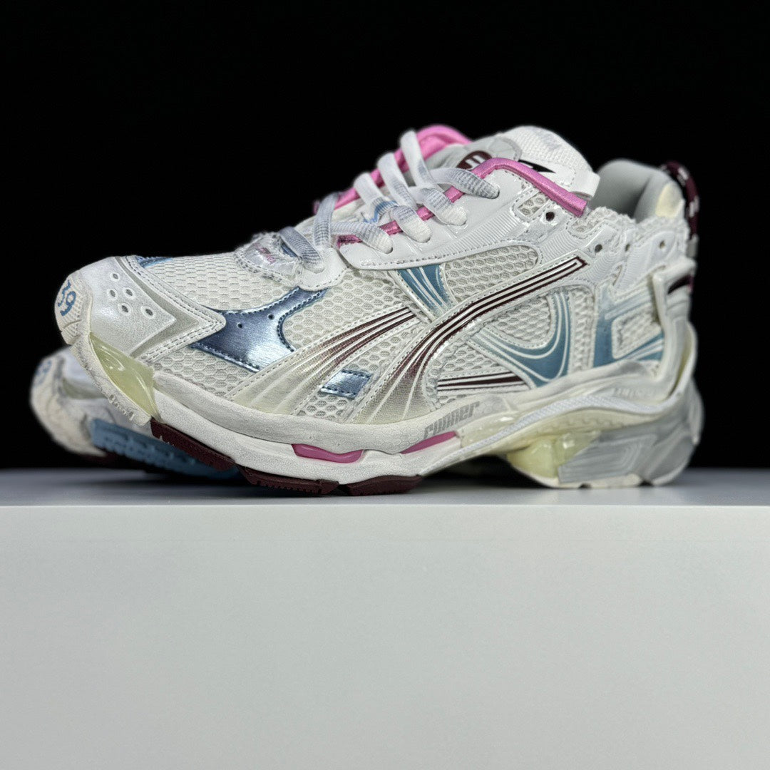Runner Sneakers in White / Pink / Light Blue