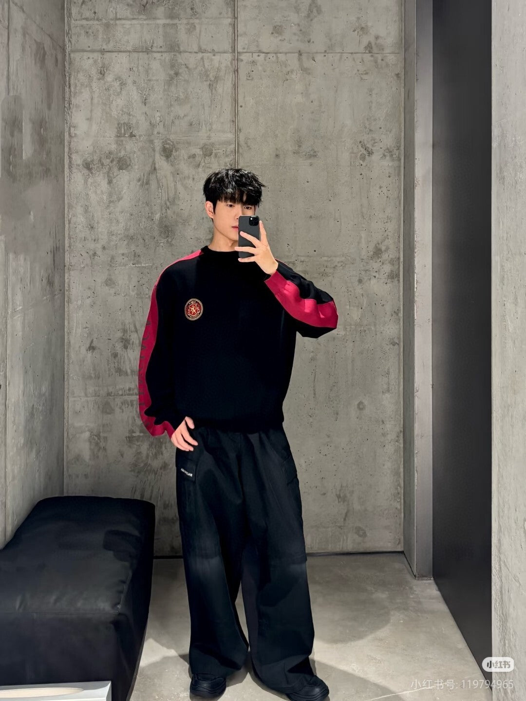 Balen - Contrast Panel Crewneck Sweatshirt