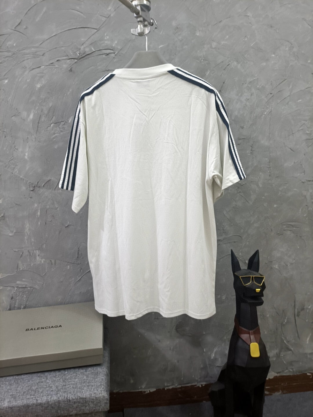Balen - Athletic Crest Stripe Tee