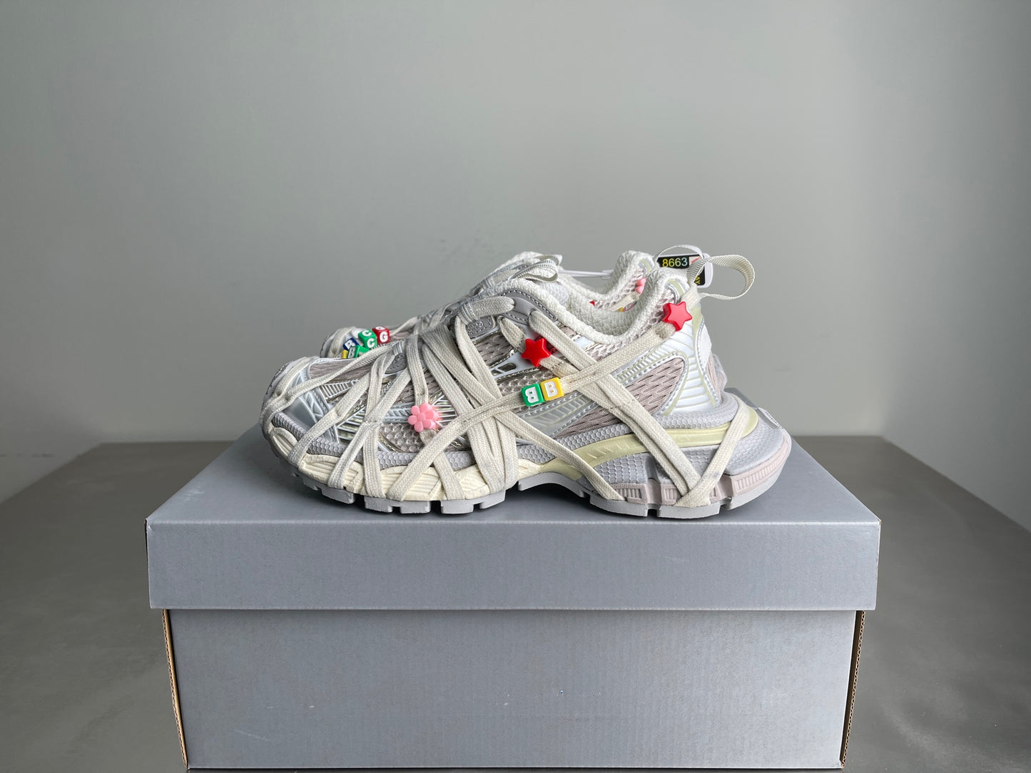 3XL Extreme Laces Runner Sneakers