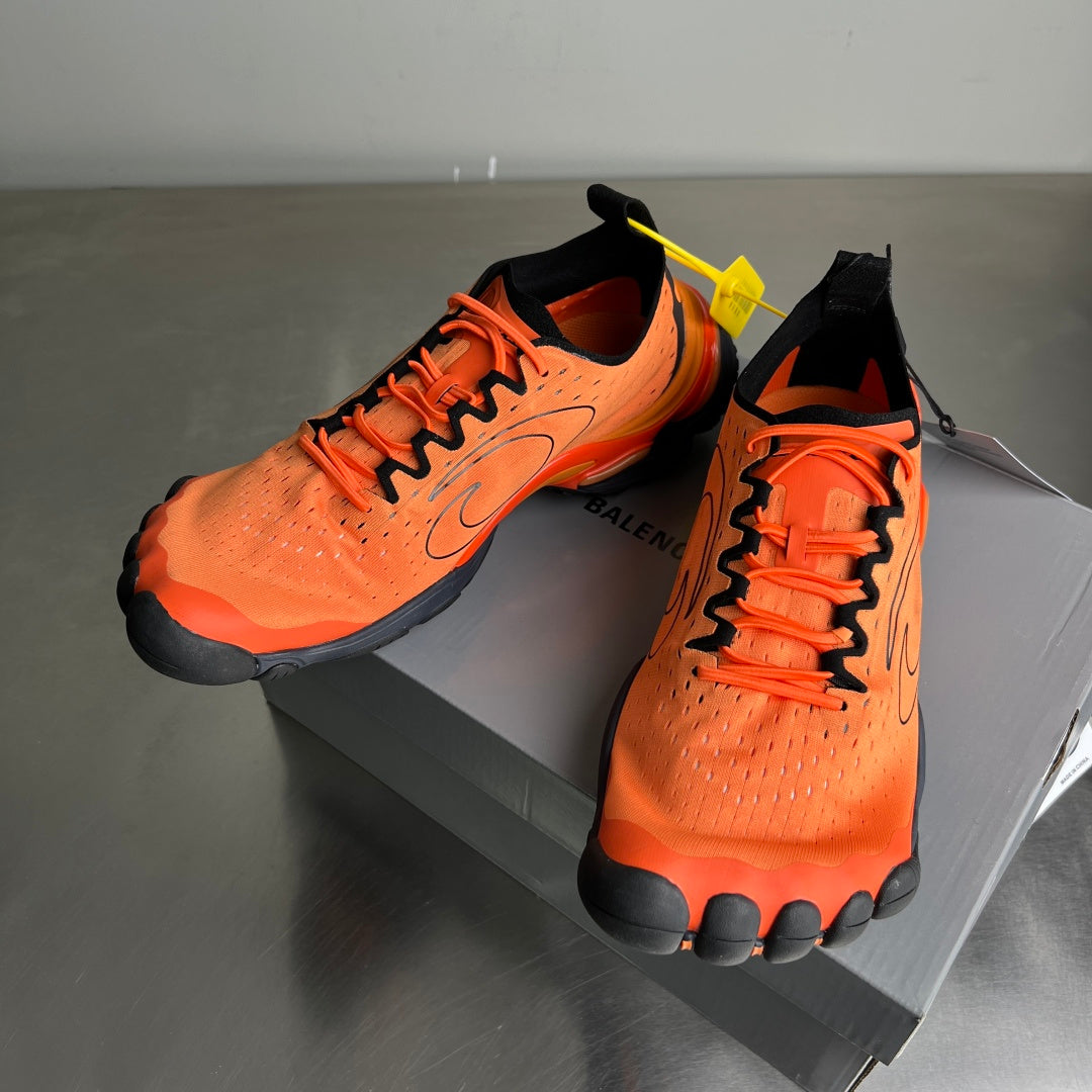 Anatomic Runner Knit Sneakers