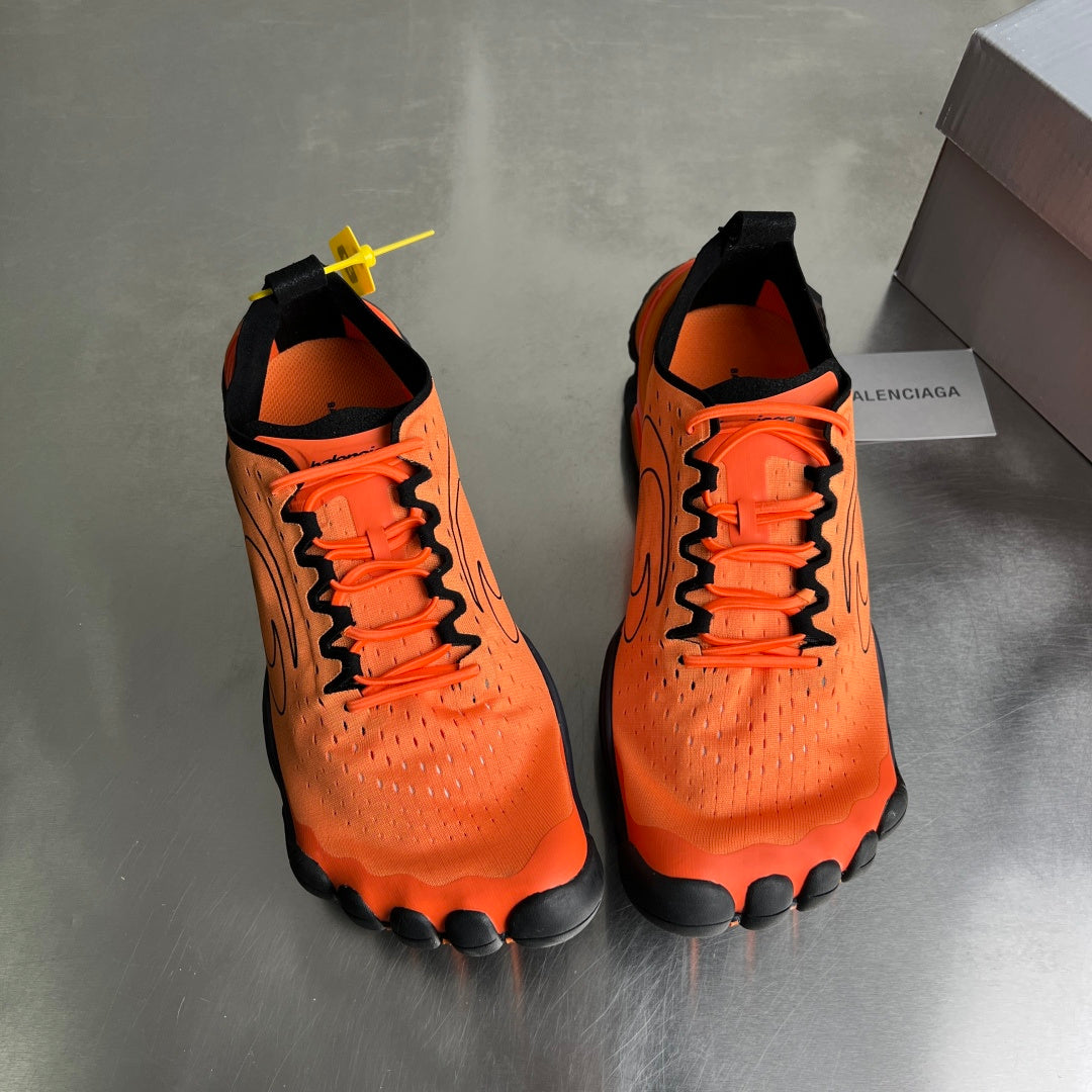 Anatomic Runner Knit Sneakers