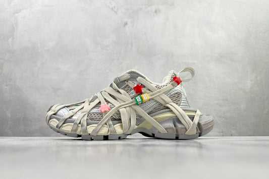 3XL Extreme Laces Sneakers in Grey / Off White