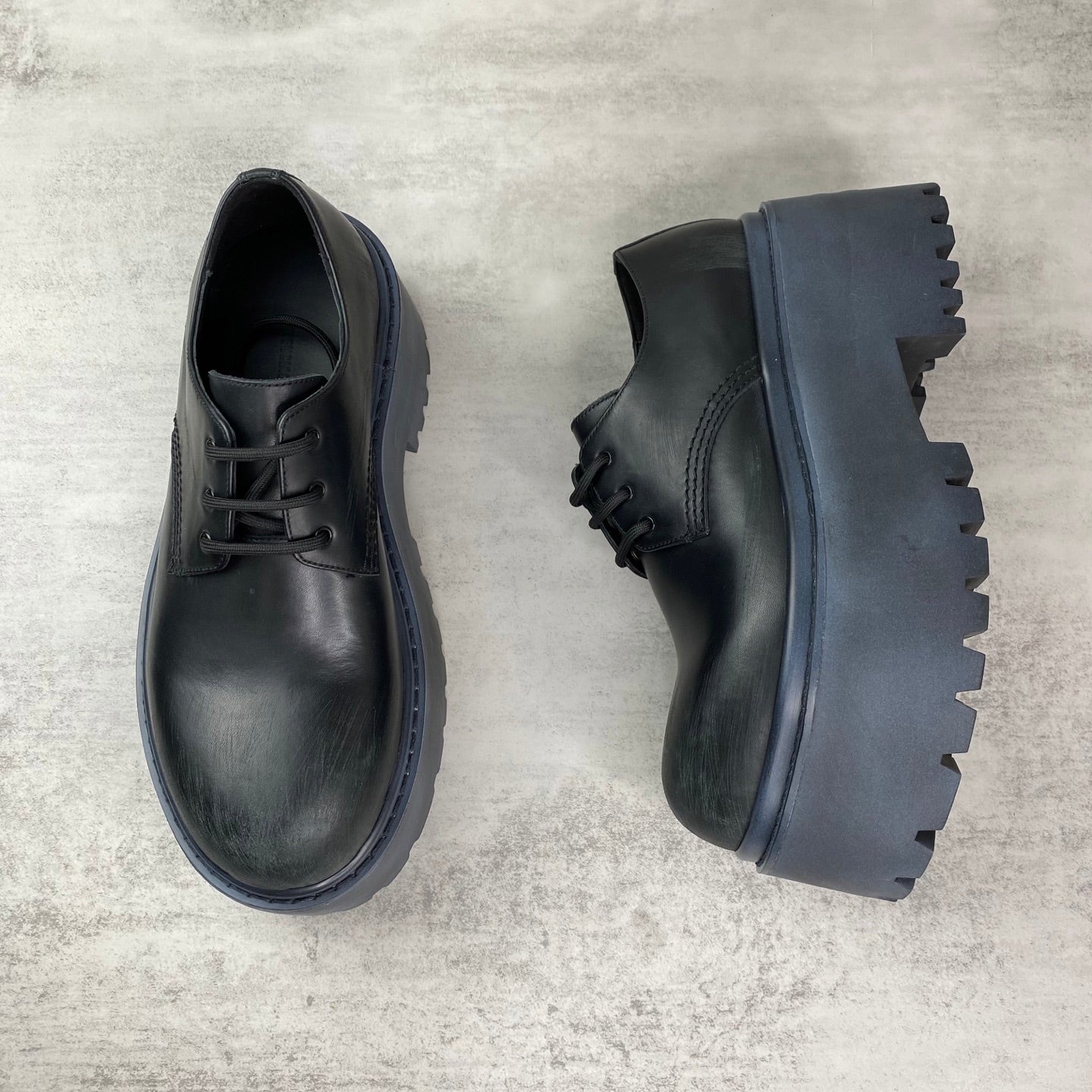 Steroid Derby Shoes in Black