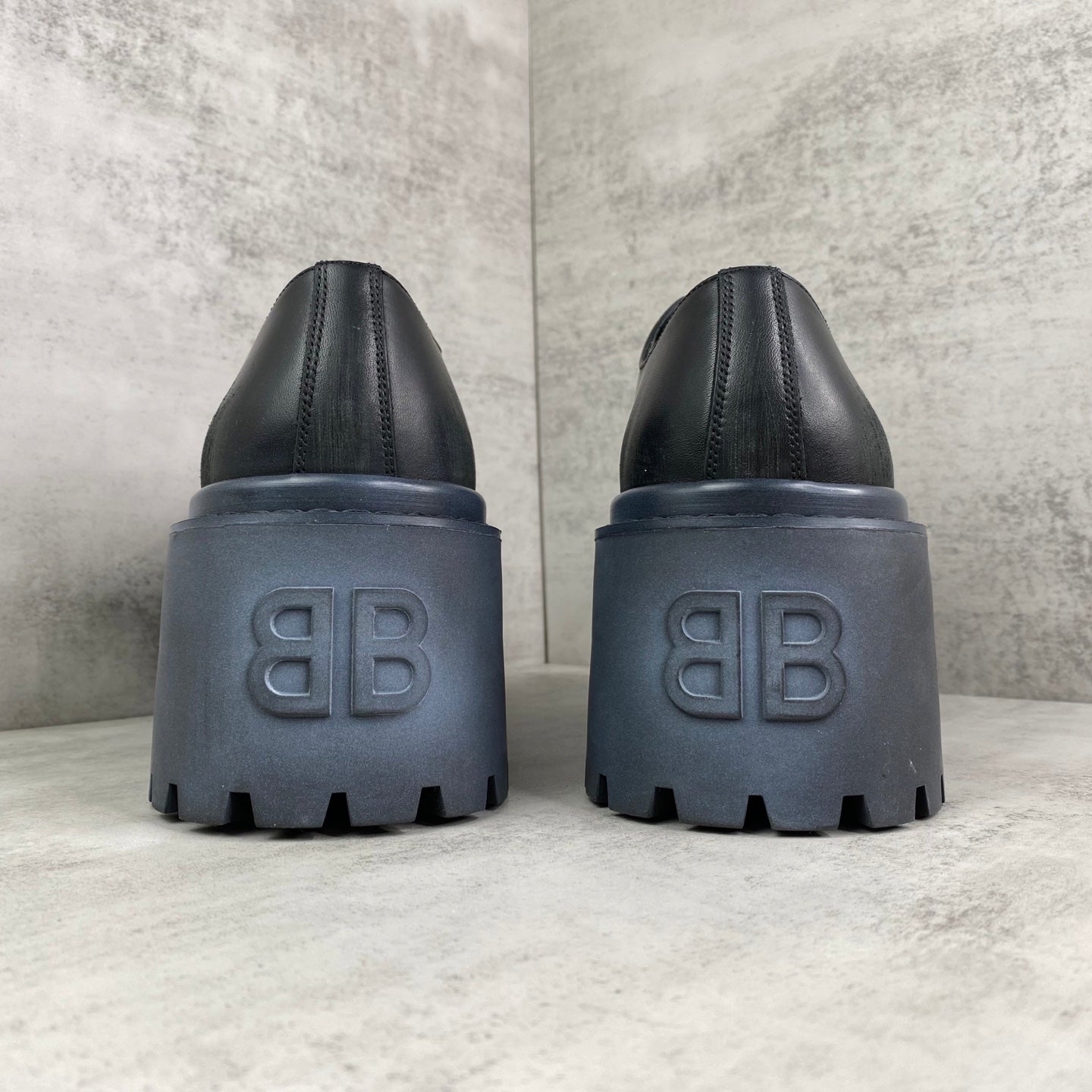 Steroid Derby Shoes in Black