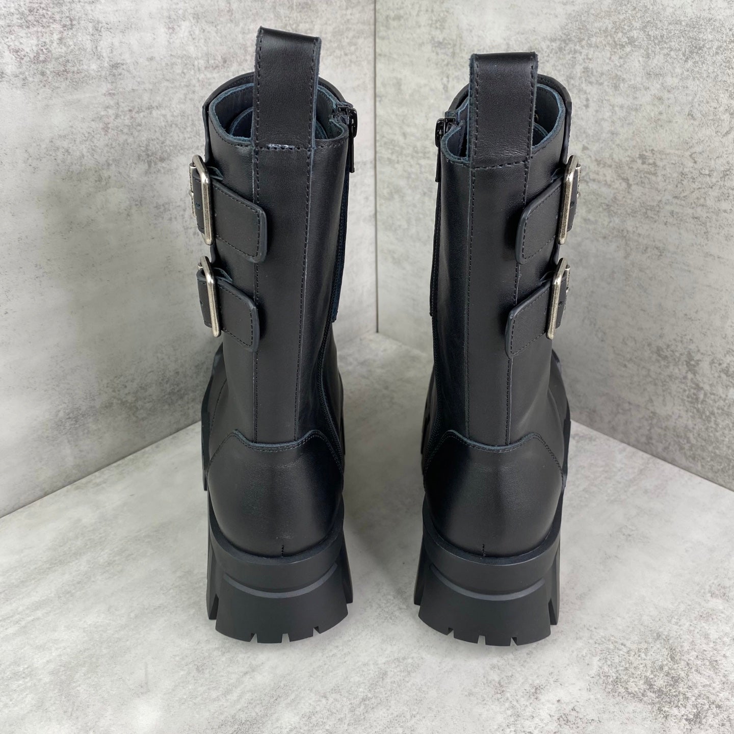 Bulldozer Combat Lace-Up Boots in Black