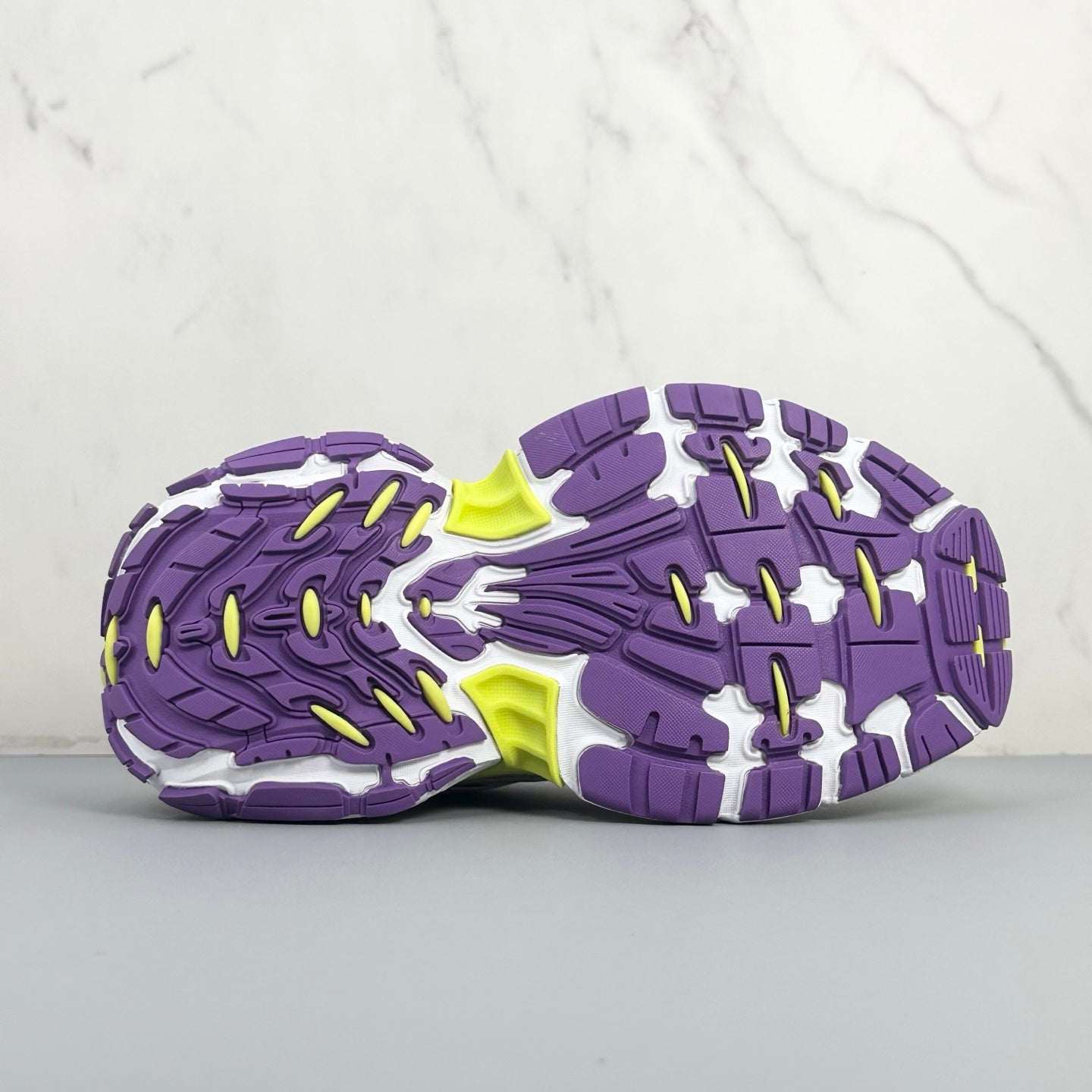 6XL Sneakers in White / Grey / Purple / Yellow